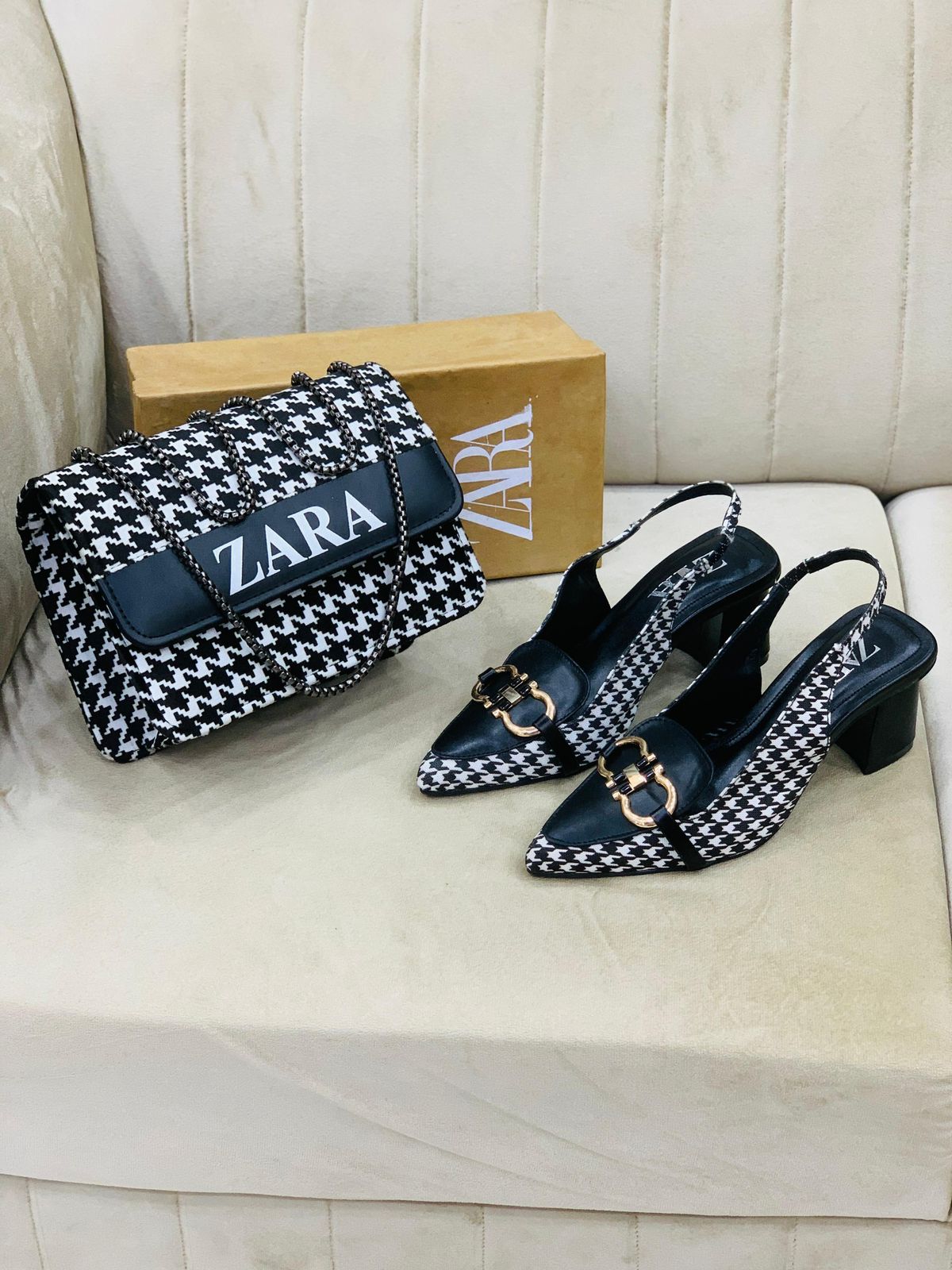 COMBO DEAL ZEBRA HEEL + CROSSBODY BAG